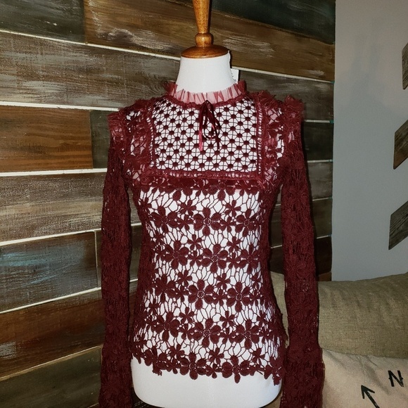 Romeo Juliet‎ Couture Lace Ruffle Mock Neck Bell Sleeve Top Burgundy Small - Picture 2 of 8